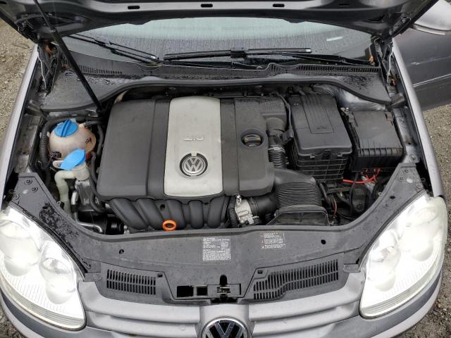 WVWDB71KX8W230111 - 2008 VOLKSWAGEN RABBIT GRAY photo 11