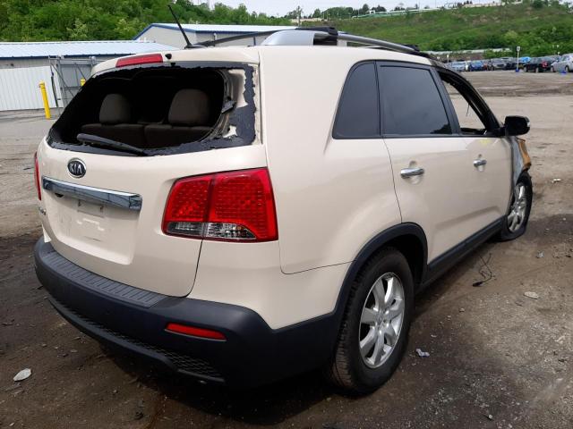 5XYKT4A63CG209256 - 2012 KIA SORENTO BASE BURN photo 4