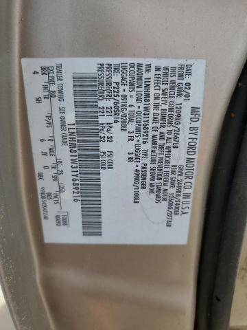 1LNHM81W31Y689216 - 2001 LINCOLN TOWN CAR EXECUTIVE BEIGE photo 12