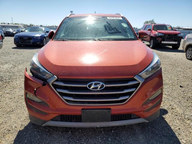 KM8J33A21HU394962 - 2017 HYUNDAI TUCSON LIMITED ORANGE photo 5