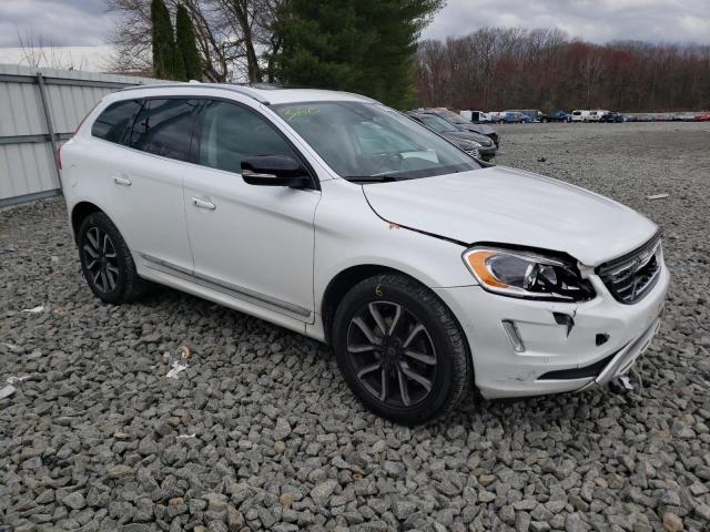 YV449MRR2H2213402 - 2017 VOLVO XC60 T6 DYNAMIC WHITE photo 4