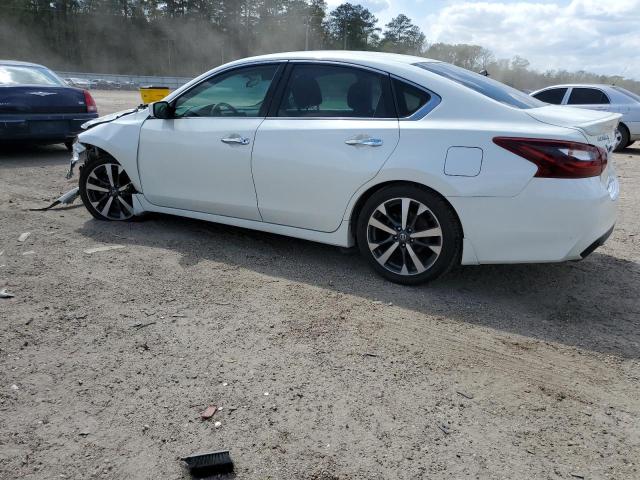 1N4AL3AP6HC242039 - 2017 NISSAN ALTIMA 2.5 WHITE photo 2