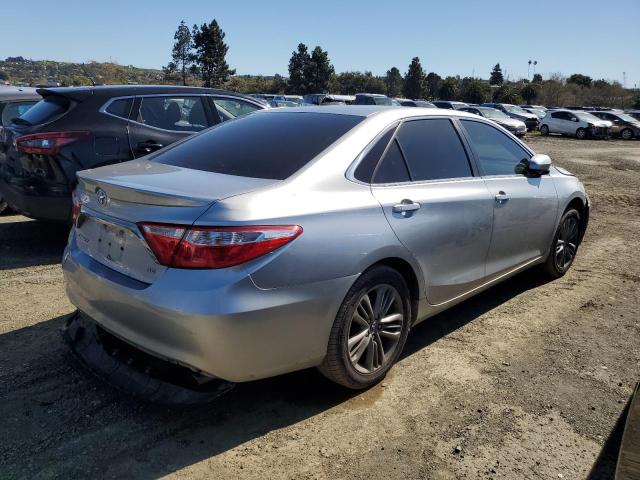 4T1BF1FK9FU058952 - 2015 TOYOTA CAMRY LE SILVER photo 3