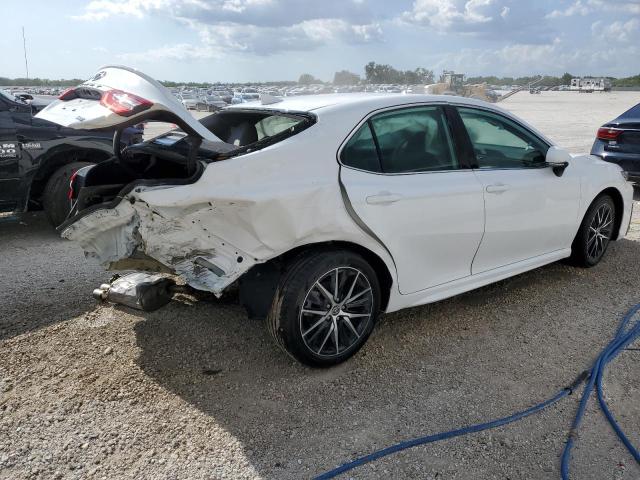 4T1G11AK0PU737019 - 2023 TOYOTA CAMRY SE NIGHT SHADE WHITE photo 3