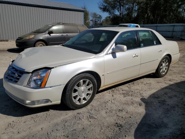 1G6KD57Y98U152713 - 2008 CADILLAC DTS BEIGE photo 1