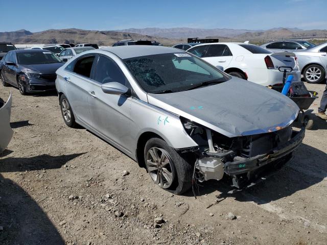 5NPEB4AC8DH556307 - 2013 HYUNDAI SONATA GLS SILVER photo 4