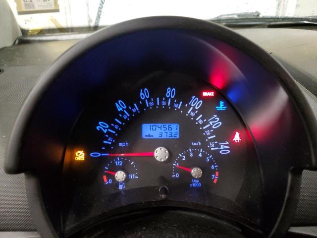 3VWBK31C74M414664 - 2004 VOLKSWAGEN NEW BEETLE GL 黄色 照片 9