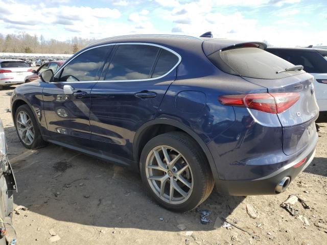 ZASFAKBN3J7B70607 - 2018 ALFA ROMEO STELVIO TI BLUE photo 2