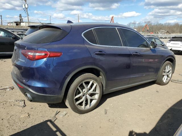 ZASFAKBN3J7B70607 - 2018 ALFA ROMEO STELVIO TI BLUE photo 3