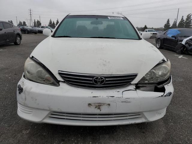 4T1BE32KX6U700552 - 2006 TOYOTA CAMRY LE WHITE photo 5