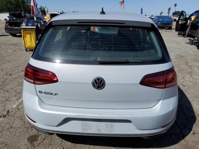 WVWKR7AUXKW902292 - 2019 VOLKSWAGEN E-GOLF SE WHITE photo 6