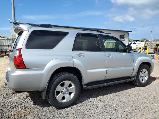 JTEZU14R860064446 - 2006 TOYOTA 4RUNNER SR5 SILVER photo 3