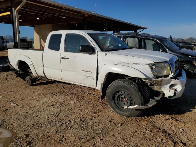 5TETU62N07Z467524 - 2007 TOYOTA TACOMA PRERUNNER ACCESS CAB WHITE photo 4