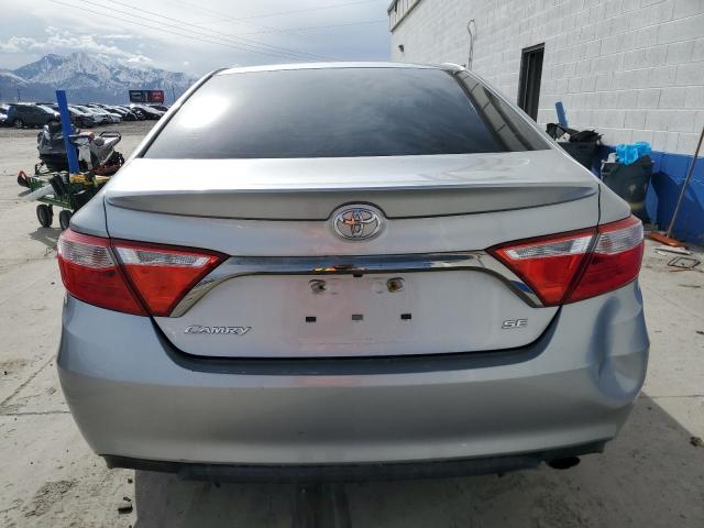 4T1BF1FK0GU199569 - 2016 TOYOTA CAMRY LE SILVER photo 6
