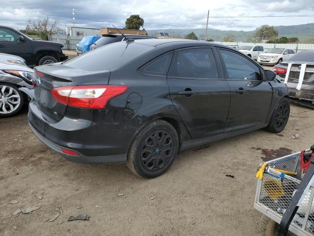 1FAHP3F23CL337988 - 2012 FORD FOCUS SE BLACK photo 3