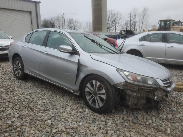 1HGCR2F31DA033204 - 2013 HONDA ACCORD LX SILVER photo 4