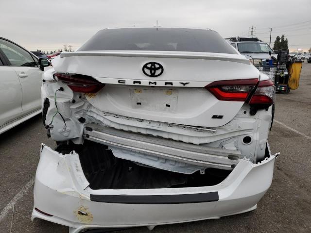 4T1G11AK2PU804168 - 2023 TOYOTA CAMRY SE NIGHT SHADE WHITE photo 6