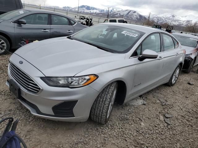 3FA6P0LU4KR272130 - 2019 FORD FUSION SE SILVER photo 1