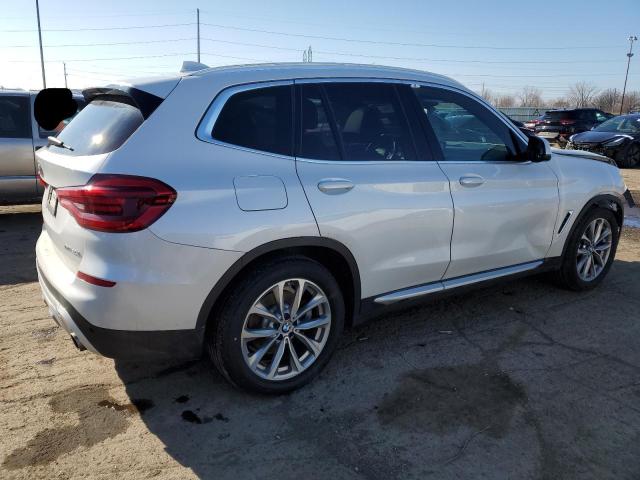 5UXTR9C58KLE14225 - 2019 BMW X3 XDRIVE30I WHITE photo 3