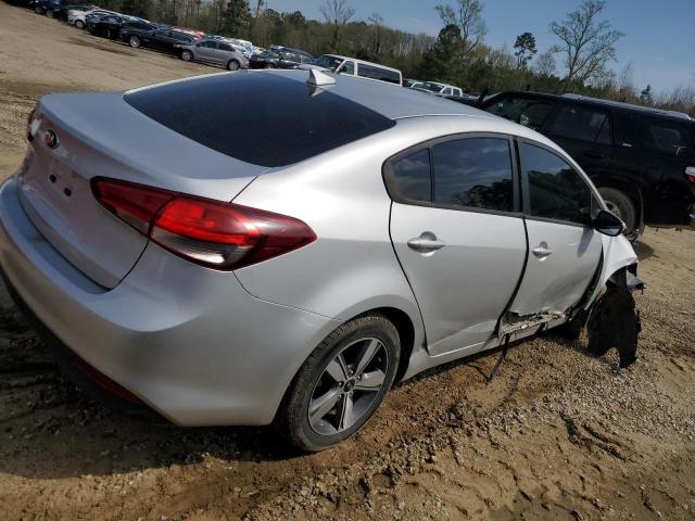 3KPFL4A72JE170910 - 2018 KIA FORTE LX SILVER photo 3