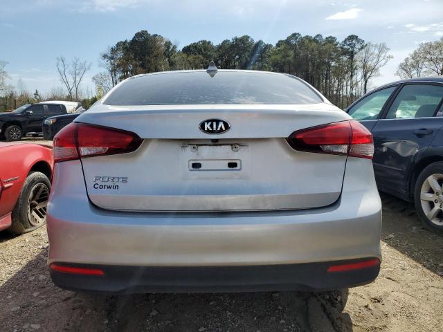 3KPFL4A72JE170910 - 2018 KIA FORTE LX SILVER photo 6