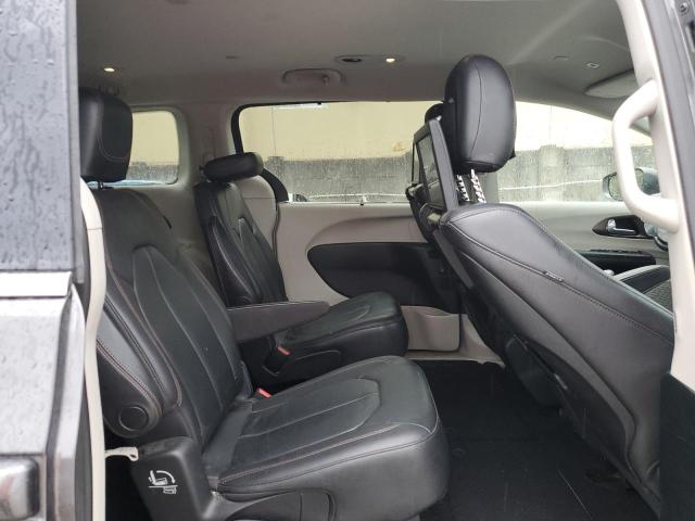 2C4RC1EG4JR182321 - 2018 CHRYSLER PACIFICA TOURING L PLUS GRAY photo 11