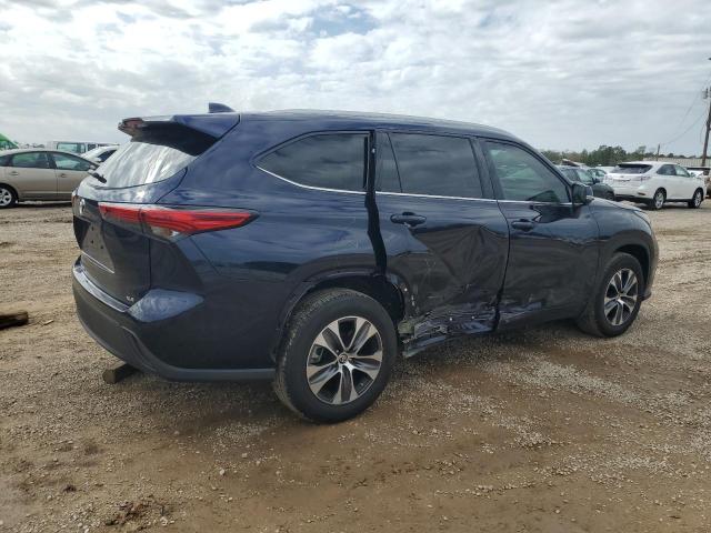 5TDGZRAHXNS560237 - 2022 TOYOTA HIGHLANDER XLE 蓝色 照片 3