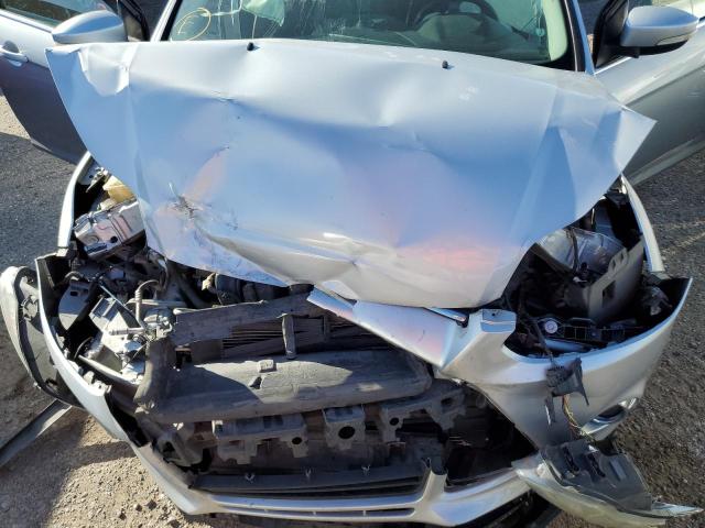 1FAHP3H21CL321284 - 2012 FORD FOCUS SEL SILVER photo 11