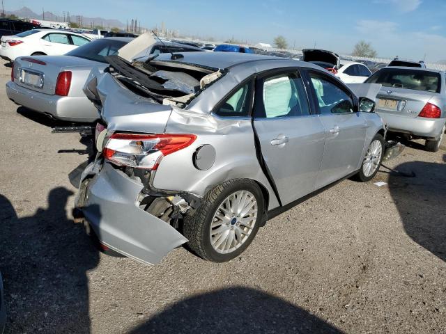 1FAHP3H21CL321284 - 2012 FORD FOCUS SEL SILVER photo 3