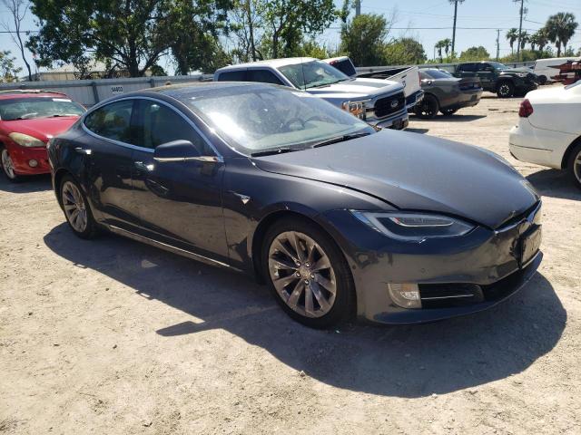 5YJSA1E27GF168350 - 2016 TESLA MODEL S GRAY photo 4