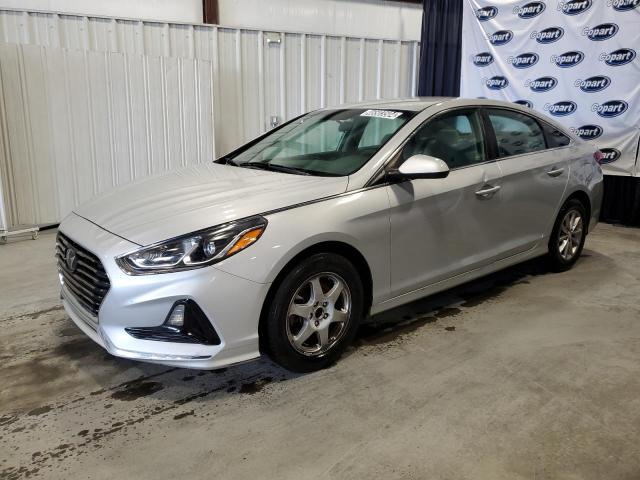 5NPE24AF7KH795547 - 2019 HYUNDAI SONATA SE SILVER photo 1