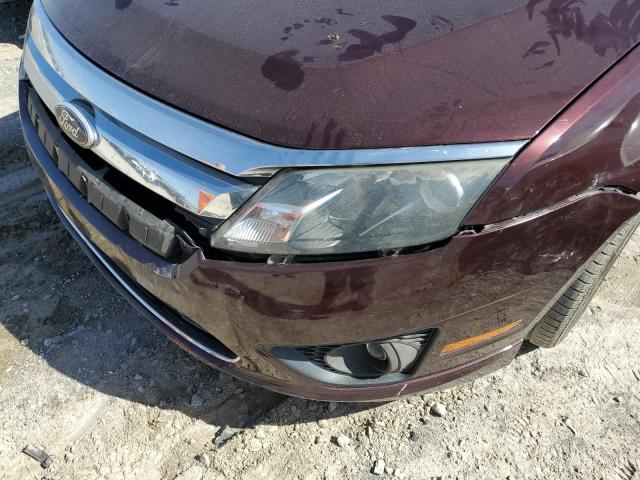 3FAHP0HA3BR159180 - 2011 FORD FUSION SE BURGUNDY photo 13