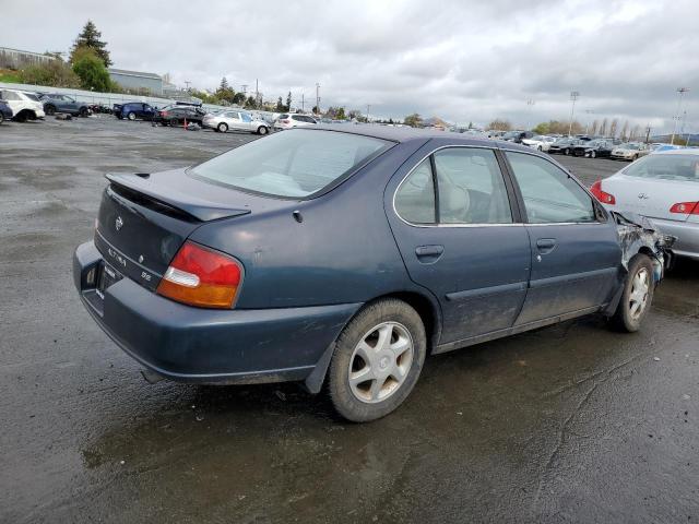 1N4DL01D4WC112646 - 1998 NISSAN ALTIMA XE BLUE photo 3