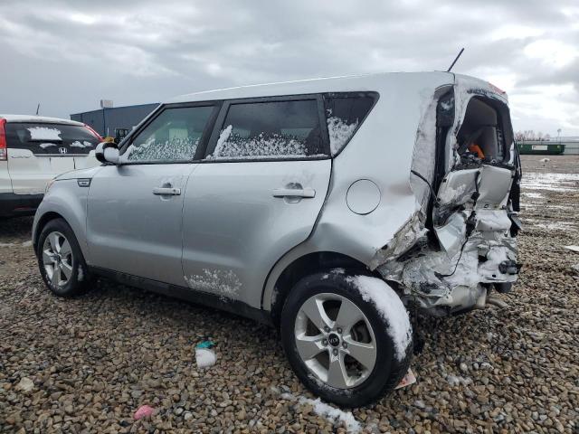 KNDJN2A27K7677008 - 2019 KIA SOUL SILVER photo 2