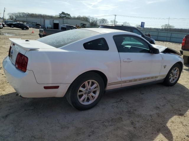 1ZVHT80N895141531 - 2009 FORD MUSTANG WHITE photo 3