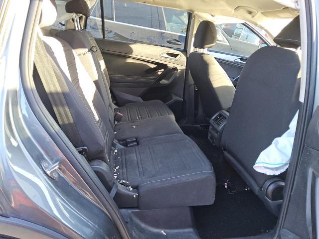 3VV1B7AX8NM077529 - 2022 VOLKSWAGEN TIGUAN S GRAY photo 11