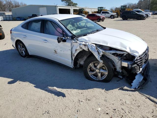 5NPEG4JA4MH126936 - 2021 HYUNDAI SONATA SE WHITE photo 4