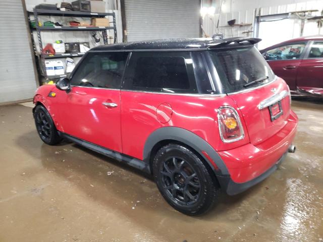 WMWMF335X8TU67605 - 2008 MINI COOPER RED photo 2