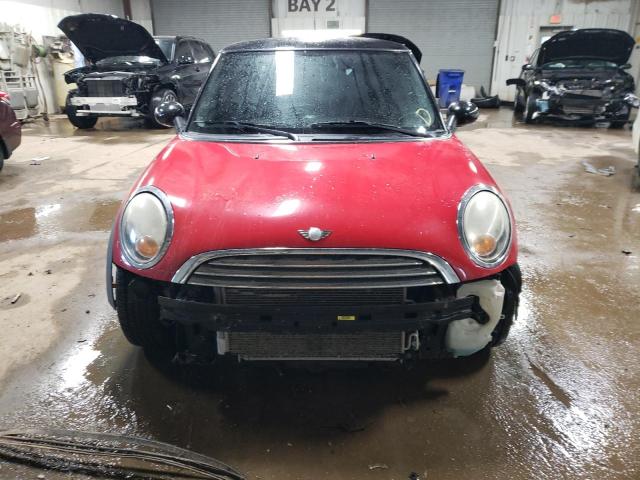 WMWMF335X8TU67605 - 2008 MINI COOPER RED photo 5