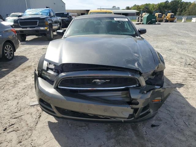 1ZVBP8EM6E5242958 - 2014 FORD MUSTANG GRAY photo 5