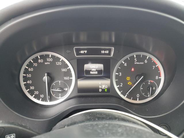 SJKCH5CR4HA035947 - 2017 INFINITI QX30 BASE 红色 照片 9