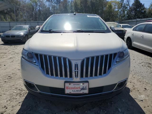 2LMDJ8JKXDBL10190 - 2013 LINCOLN MKX WHITE photo 5