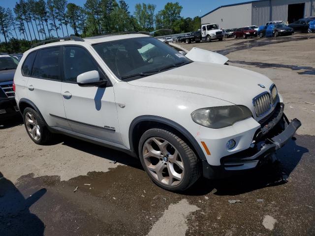 5UXFE8C54AL310586 - 2010 BMW X5 XDRIVE48I WHITE photo 4