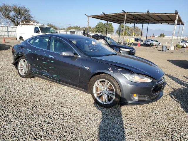5YJSA1H14EFP63933 - 2014 TESLA MODEL S GRAY photo 4