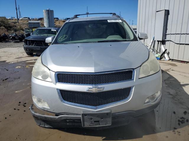 1GNKVJED6BJ292432 - 2011 CHEVROLET TRAVERSE LT SILVER photo 5