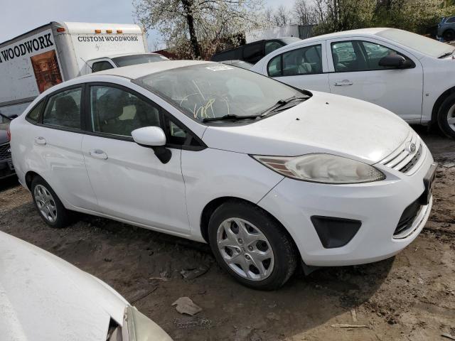 3FADP4AJ1BM212861 - 2011 FORD FIESTA S WHITE photo 4