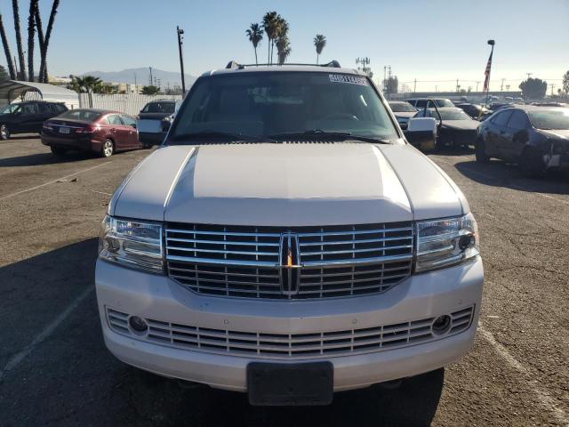 5LMJJ2J59BEJ06677 - 2011 LINCOLN NAVIGATOR WHITE photo 5