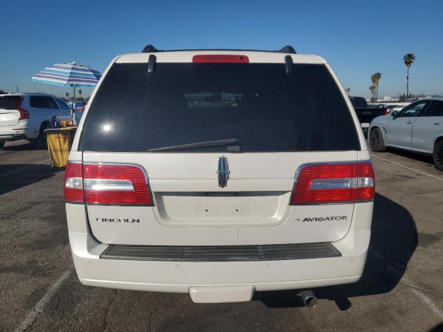 5LMJJ2J59BEJ06677 - 2011 LINCOLN NAVIGATOR WHITE photo 6