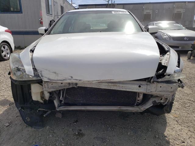 1HGCM56436A007117 - 2006 HONDA ACCORD LX WHITE photo 5