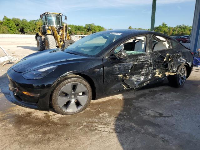 5YJ3E1EB8NF318116 - 2022 TESLA MODEL 3 BLACK photo 1